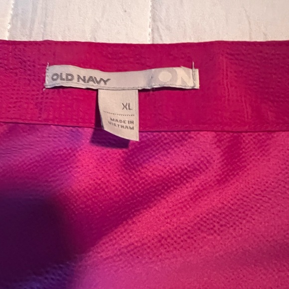 Pretty Tank with elastic bottom - Picture 3 of 5